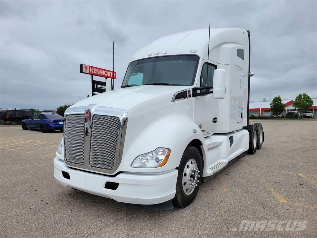 Kenworth T680 Motrici e Trattori Stradali
