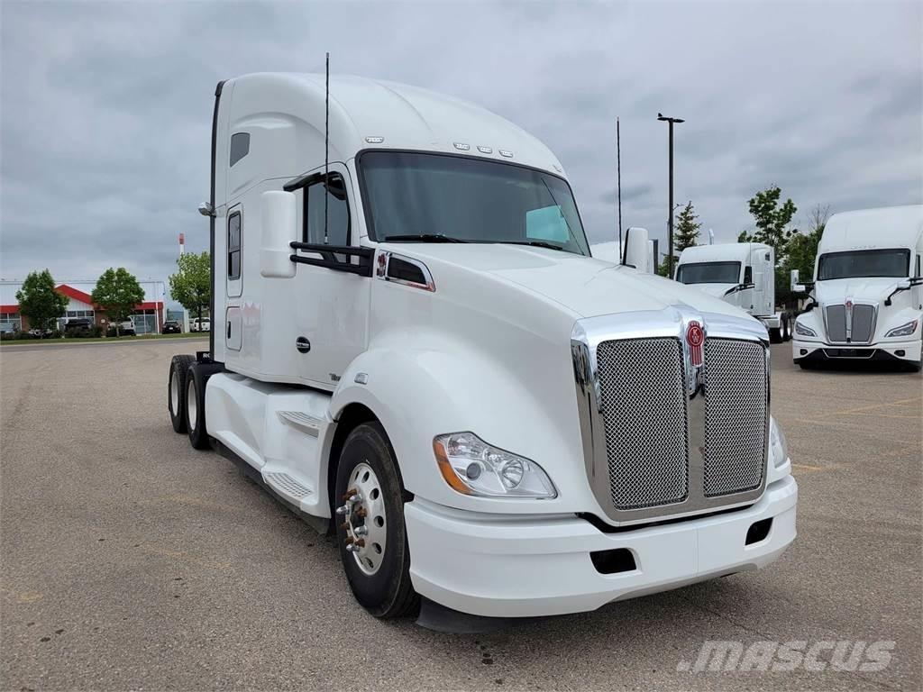 Kenworth T680 Motrici e Trattori Stradali