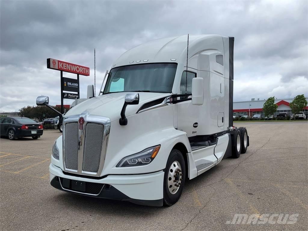 Kenworth T680 Motrici e Trattori Stradali