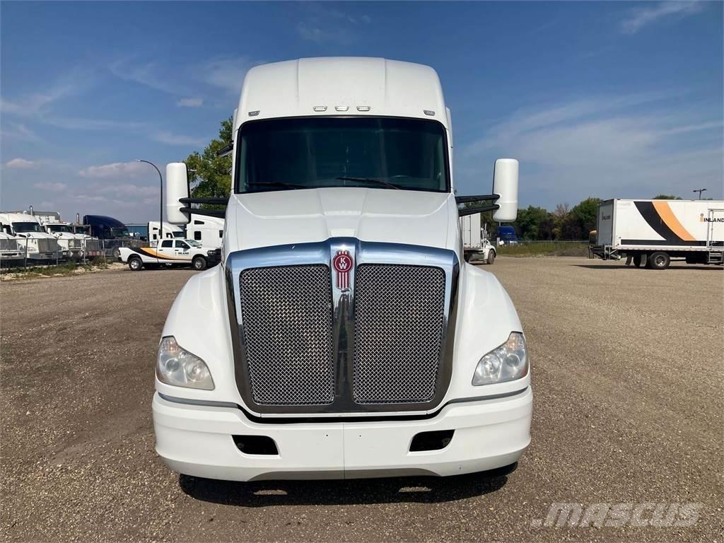 Kenworth T680 Motrici e Trattori Stradali