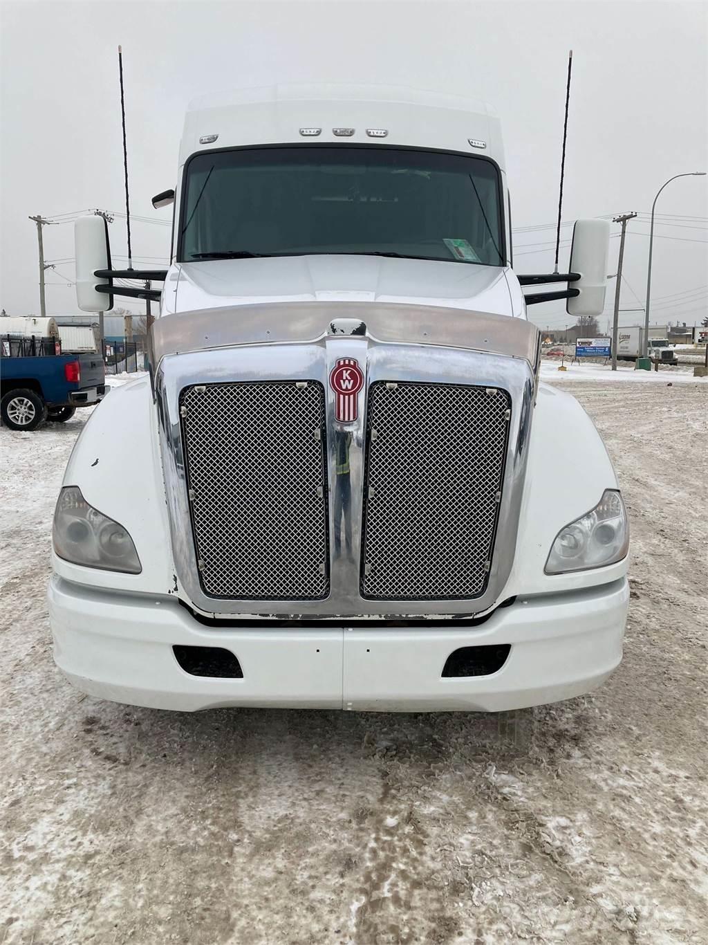 Kenworth T680 Motrici e Trattori Stradali