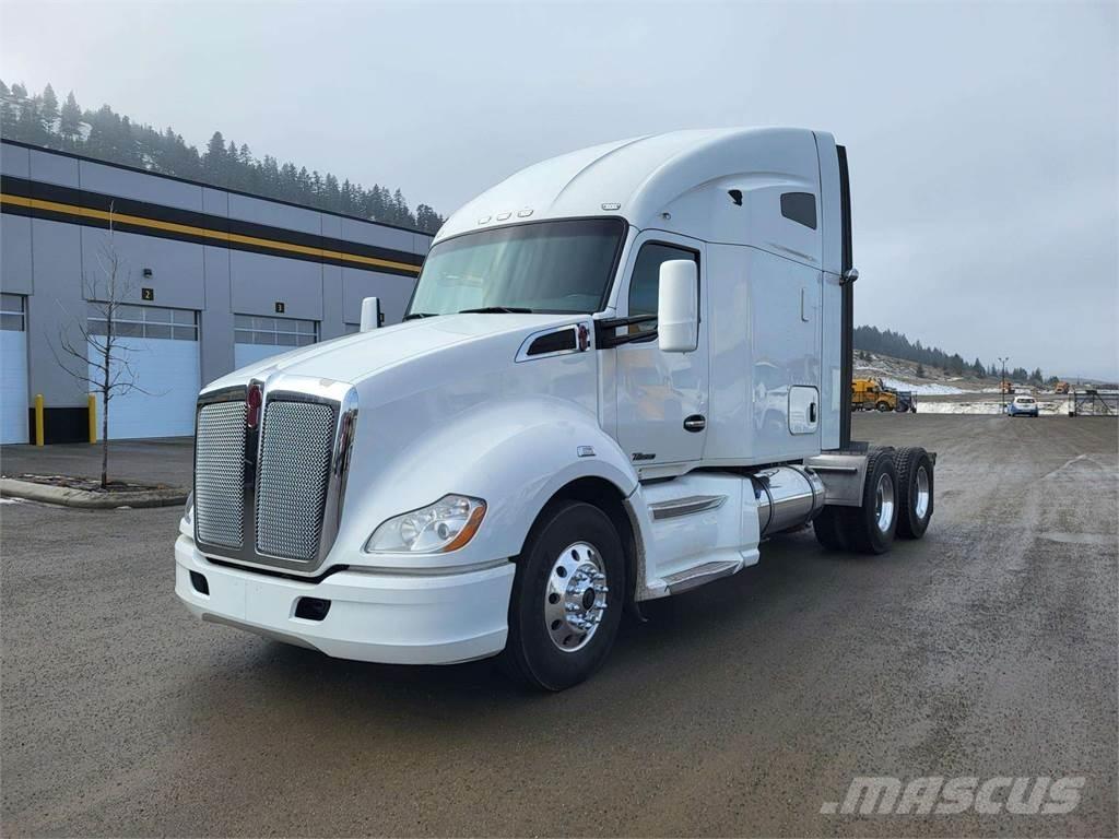 Kenworth T680 Motrici e Trattori Stradali