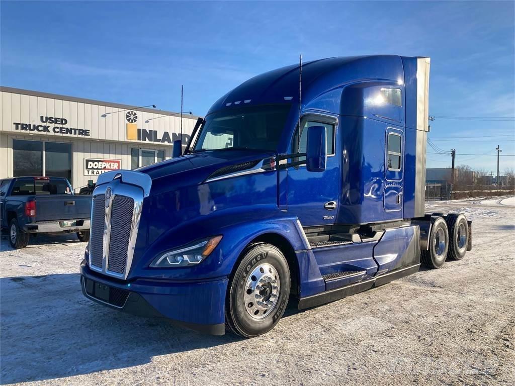Kenworth T680 Motrici e Trattori Stradali