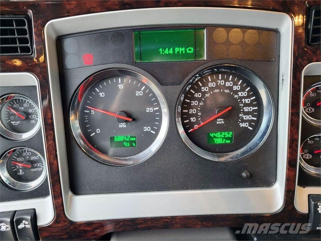 Kenworth W900 Motrici e Trattori Stradali