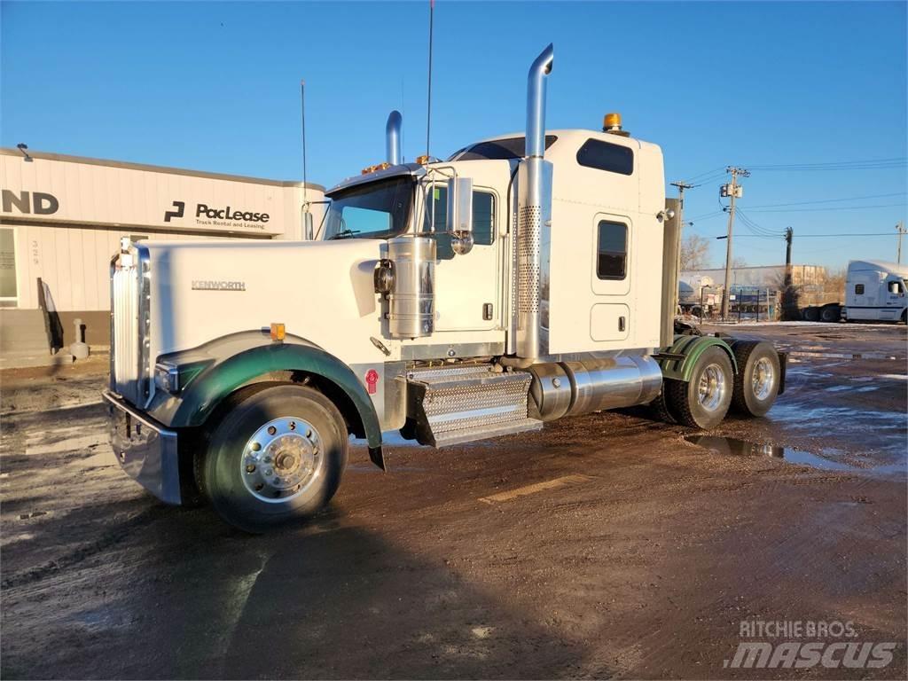 Kenworth W900L Motrici e Trattori Stradali