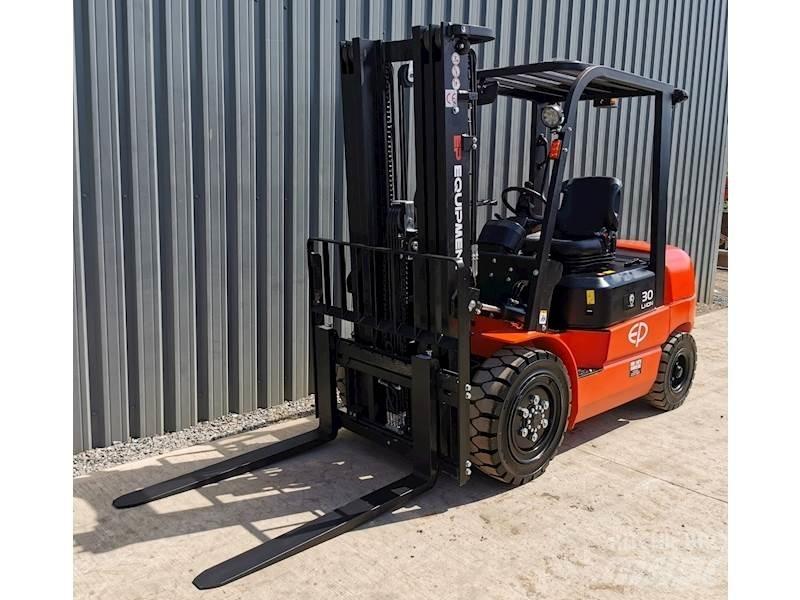 EP EFL302 Carrelli elevatori elettrici