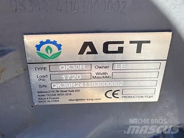 AGT QK30R Escavatori cingolati