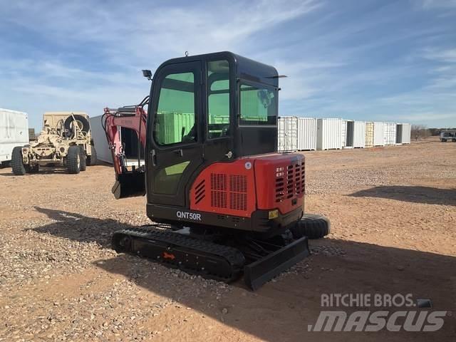 AGT QNT50R Escavatori cingolati