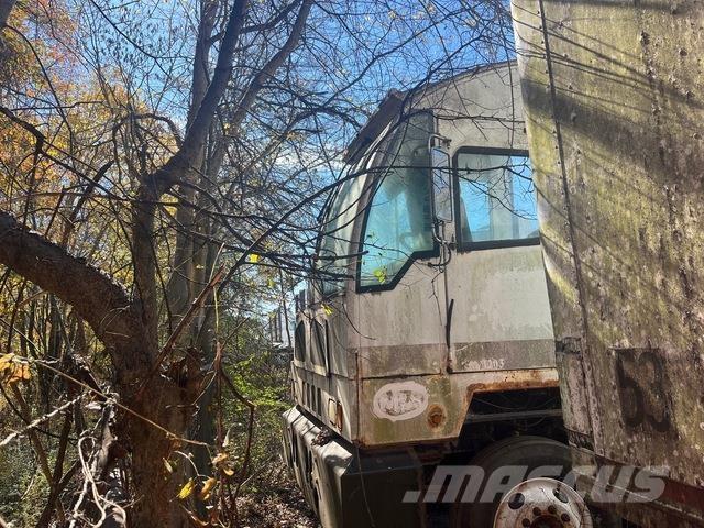 Autocar  Trattori portuali