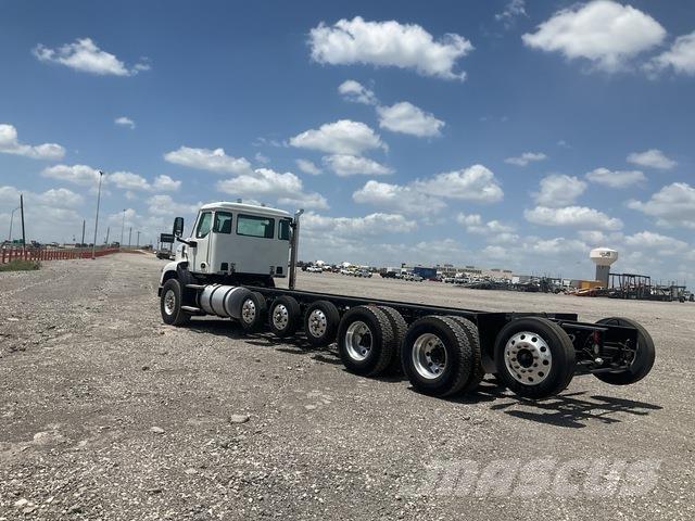 Autocar DC64 Cabine e interni
