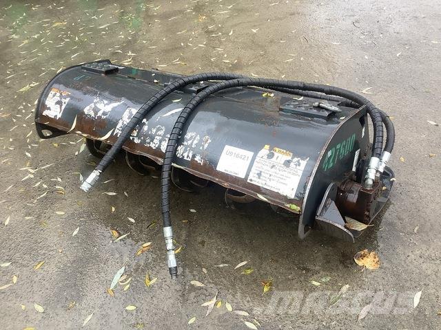 Bobcat  Erpici rotanti e motozappe
