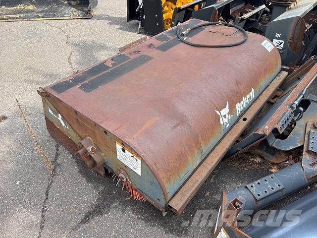 Bobcat 72 Spazzatrici