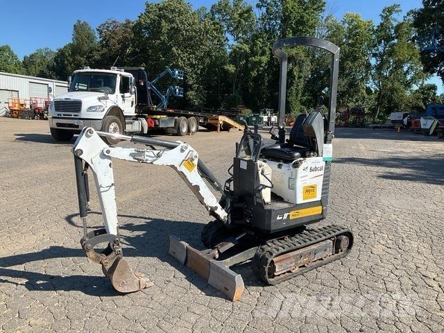 Bobcat E10 Escavatori cingolati