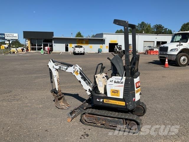 Bobcat E10 Escavatori cingolati