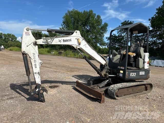 Bobcat E32 Escavatori cingolati