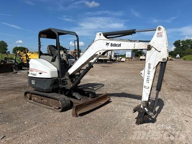 Bobcat E32 Escavatori cingolati