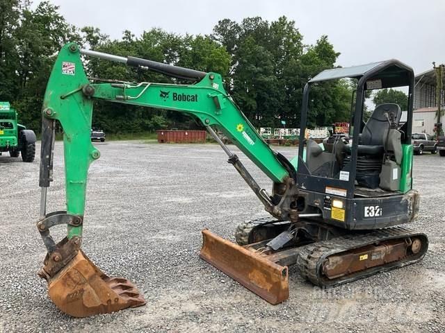 Bobcat E32i Escavatori cingolati