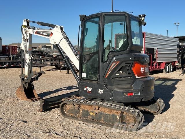 Bobcat E35 Escavatori cingolati