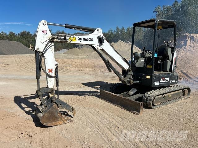 Bobcat E35i Escavatori cingolati