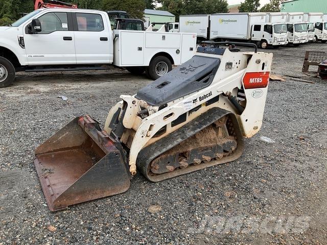 Bobcat MT85 Mini Pale Gommate