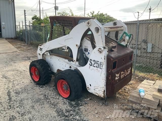 Bobcat S250 Mini Pale Gommate