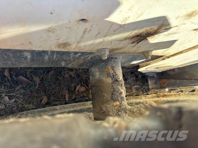 Bobcat S550 Mini Pale Gommate