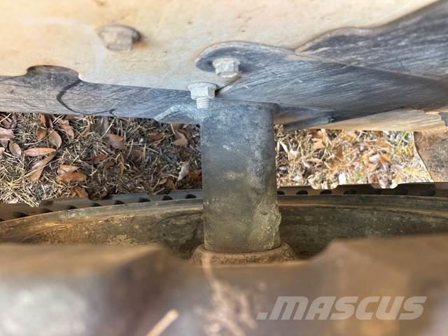 Bobcat S550 Mini Pale Gommate