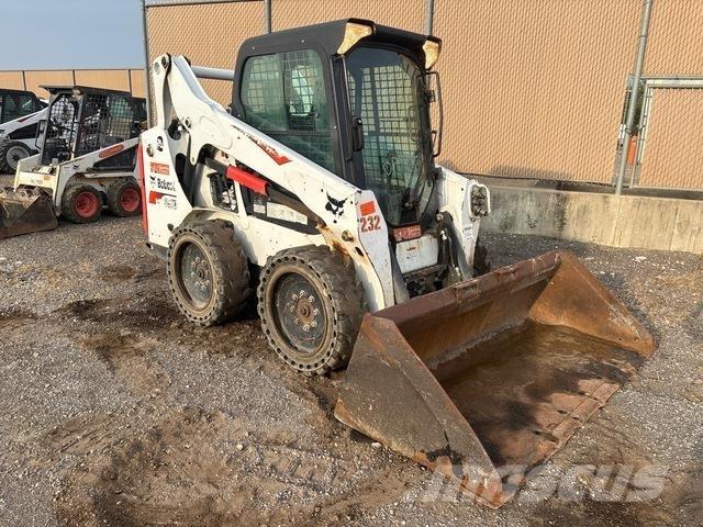 Bobcat S570 Mini Pale Gommate