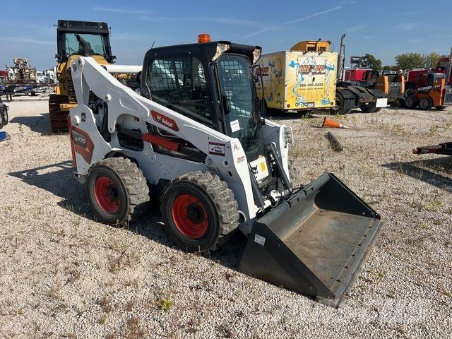 Bobcat S770 Mini Pale Gommate
