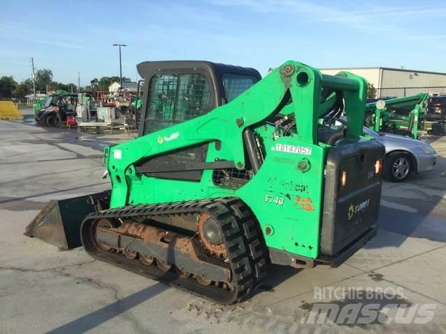 Bobcat T740 Mini Pale Gommate