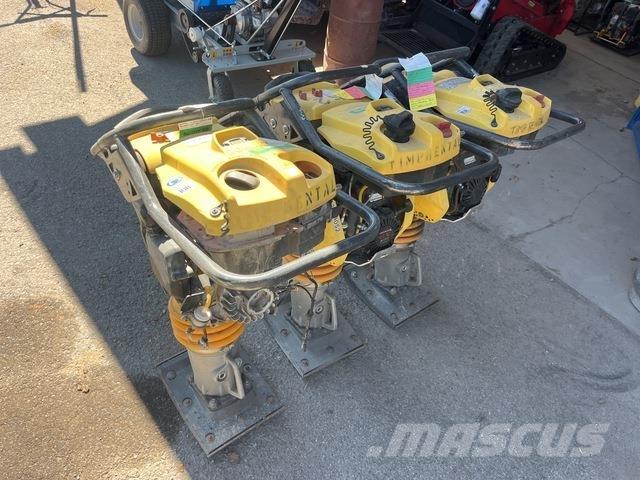 Bomag BT65/4 Vibrocostipatore verticale