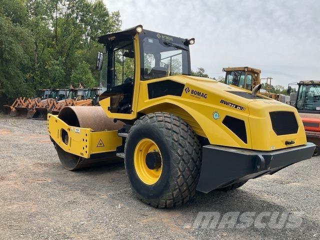 Bomag BW211 D Rulli monotamburo