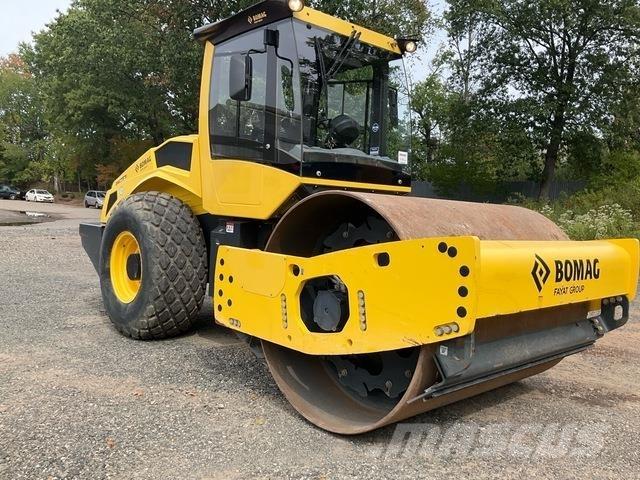Bomag BW211 D Rulli monotamburo