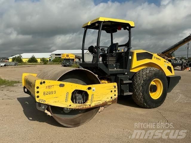 Bomag BW211D-5 Rulli monotamburo