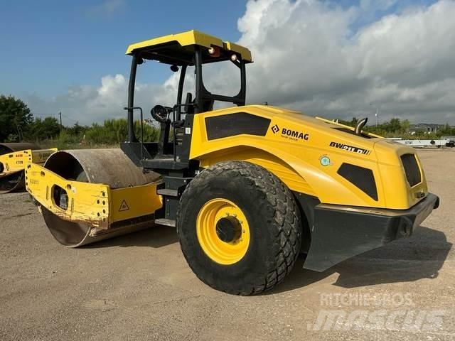 Bomag BW211D-5 Rulli monotamburo