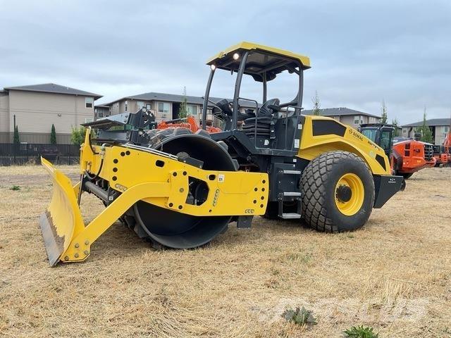 Bomag BW213DH Rulli monotamburo