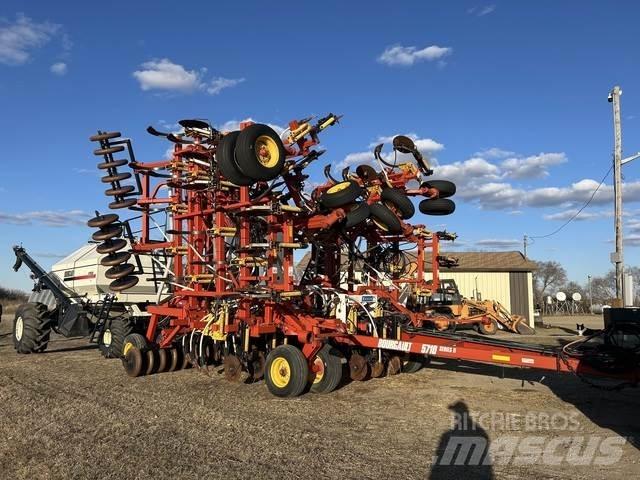 Bourgault 5710 Perforatrici