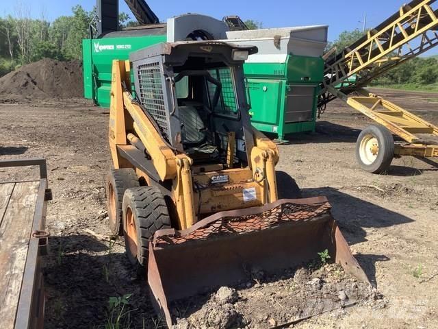 CASE 1840 Mini Pale Gommate
