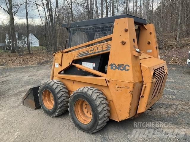 CASE 1845C Mini Pale Gommate