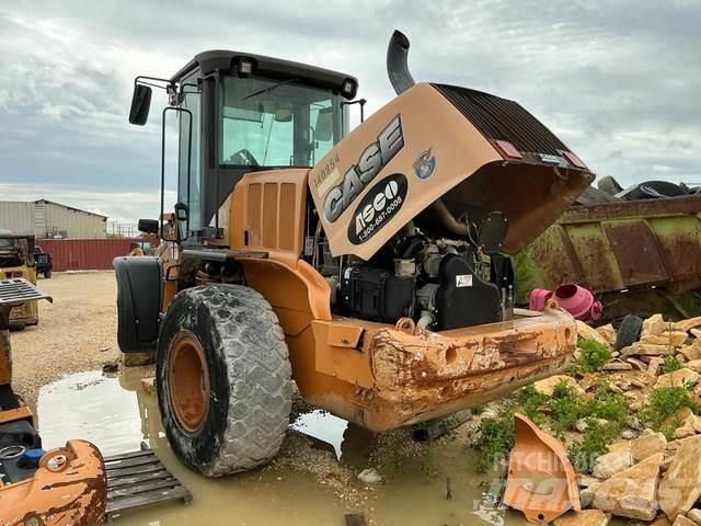 CASE 621F Pale gommate