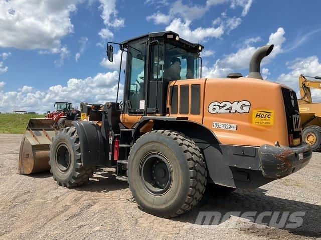 CASE 621G Pale gommate