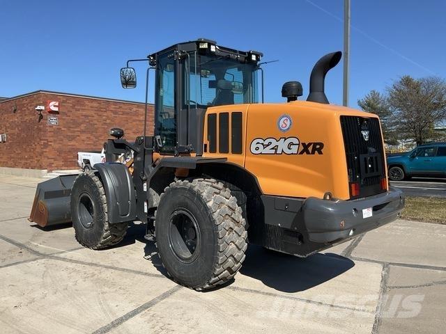 CASE 621G XR Pale gommate