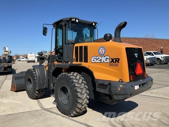 CASE 621G XR Pale gommate