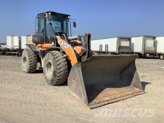 CASE 721G Pale gommate