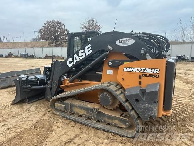 CASE DL550 Mini Pale Gommate