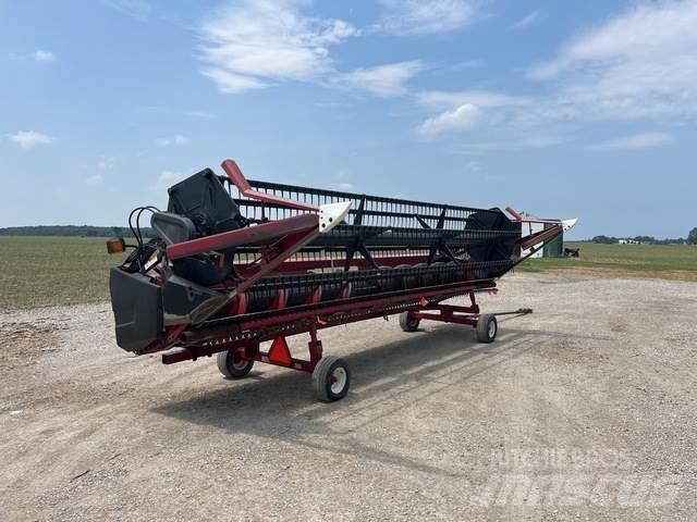 Case IH 1020 Testate per mietitrebbie