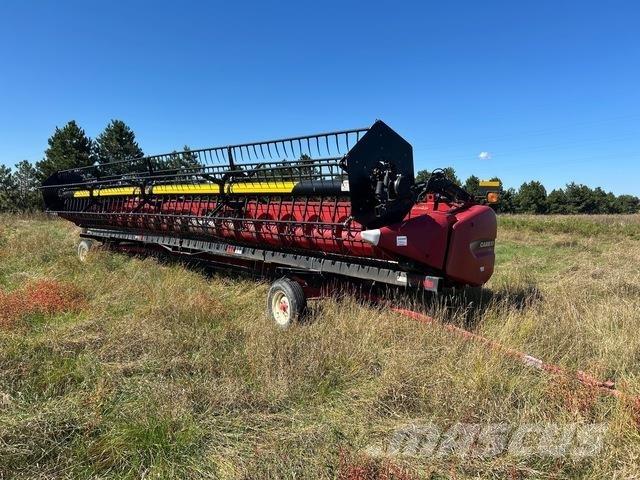 Case IH 3020 Testate per mietitrebbie