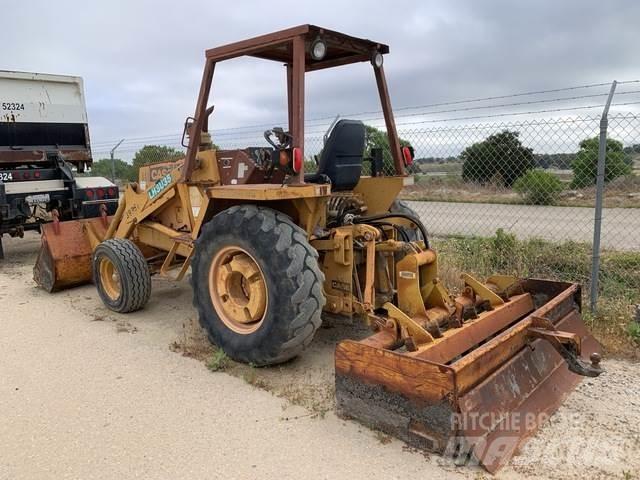Case IH 480ELL Pale frontali e scavatori