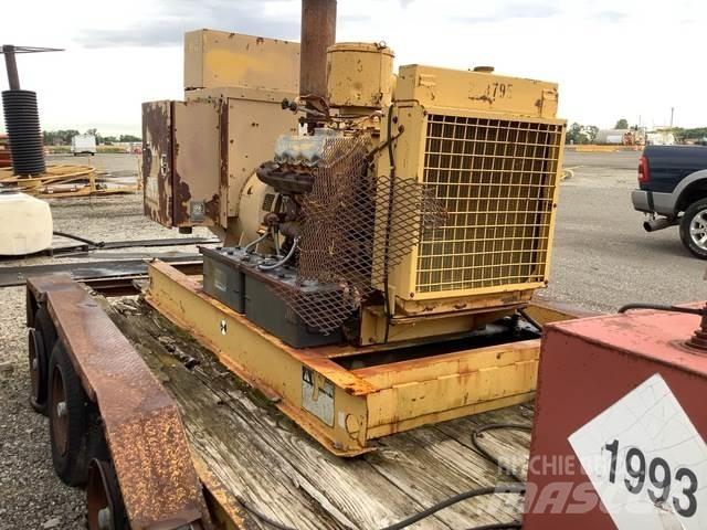 CAT 120K Generatori diesel