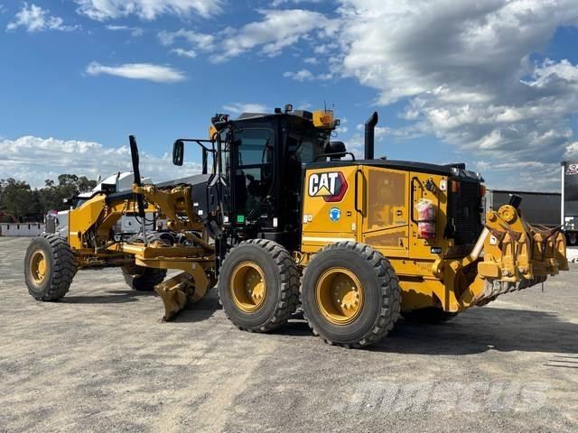 CAT 150 Motorgraders